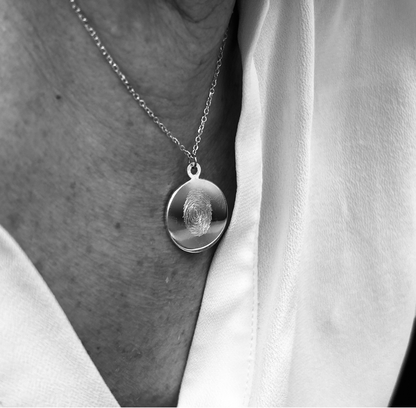 THE DOUBLE FINGERPRINT · LISBON CHAIN