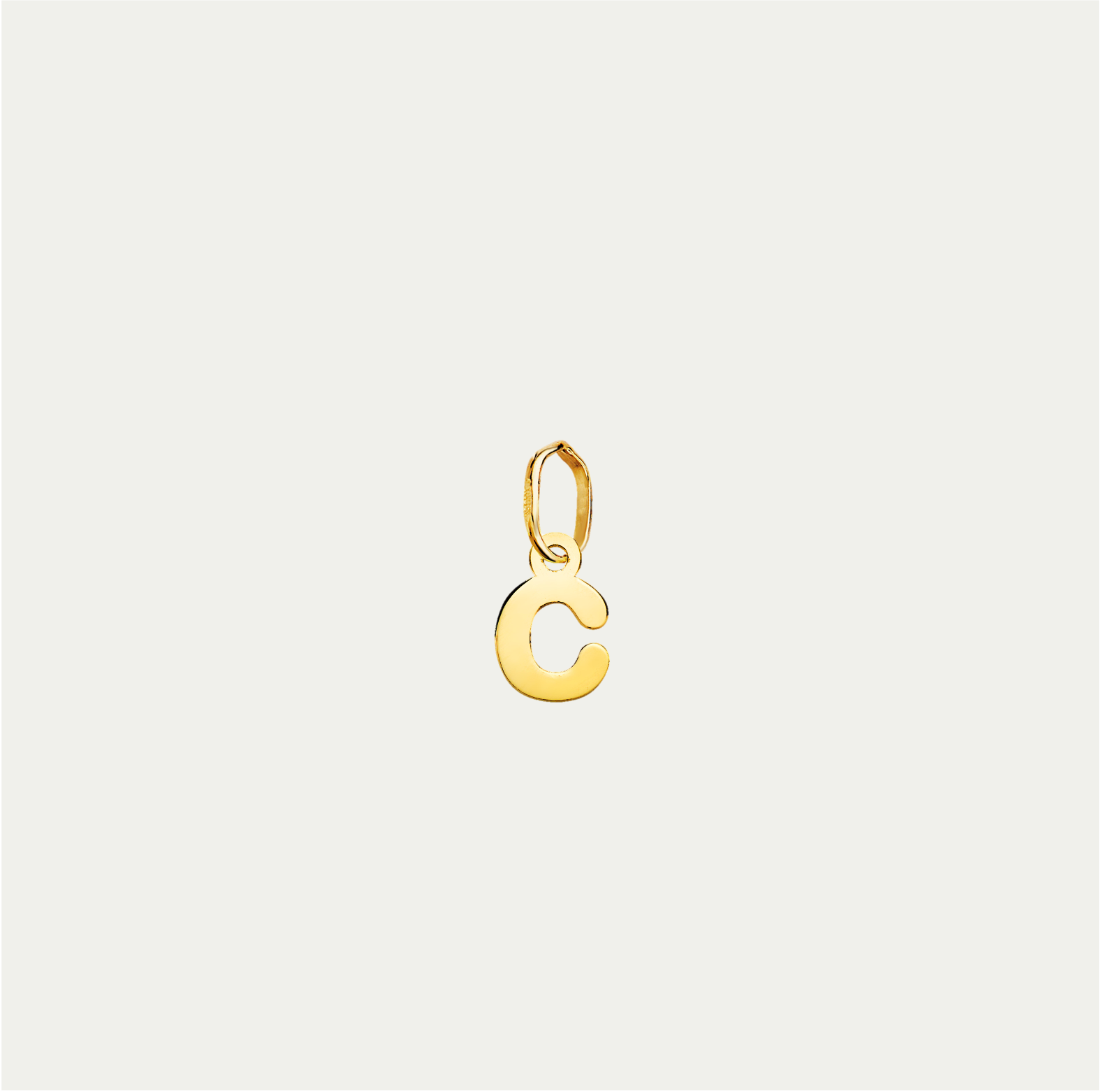 MINI CHARM LETTERING ORO 18K