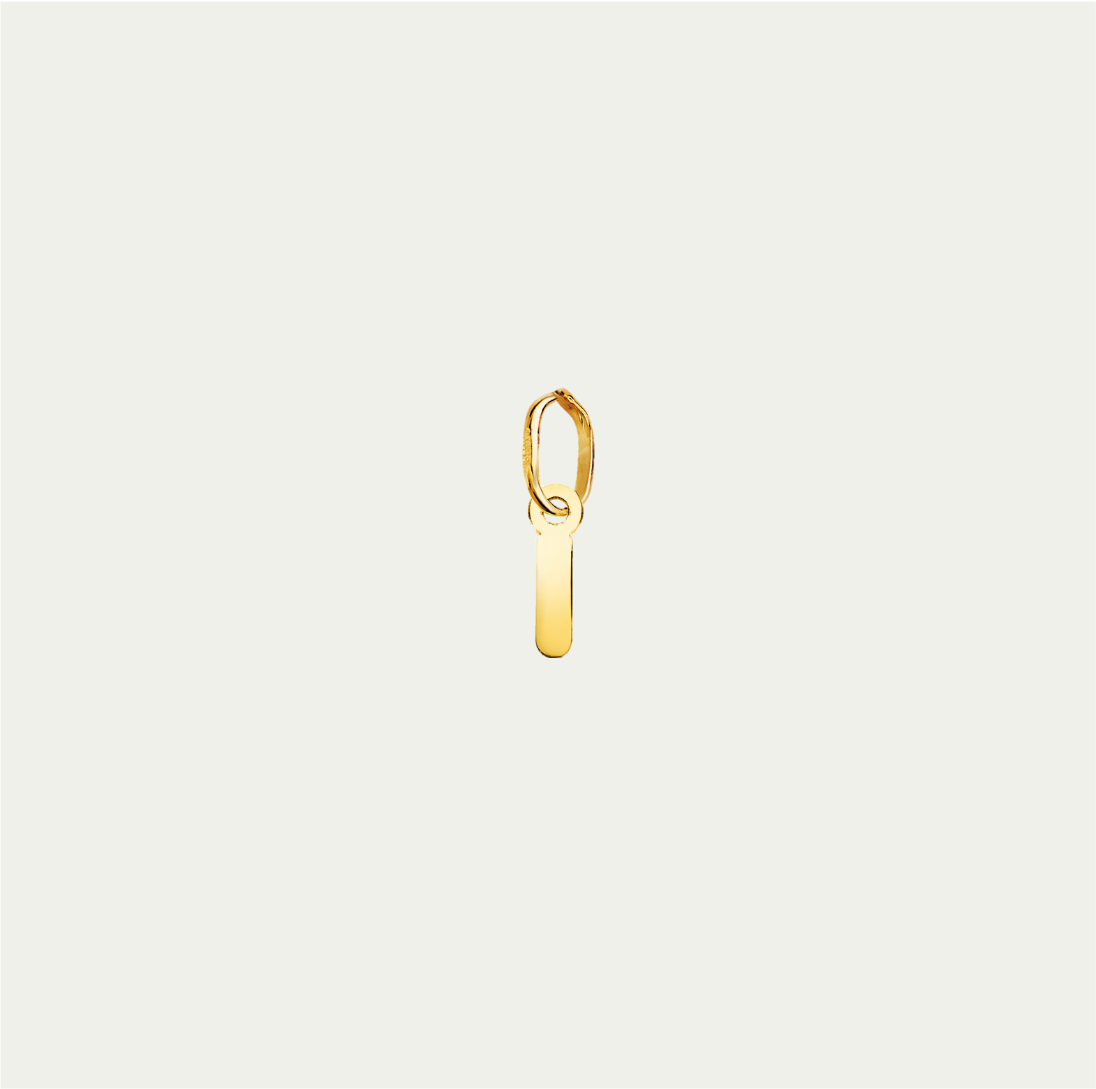 MINI CHARM LETTERING ORO 18K