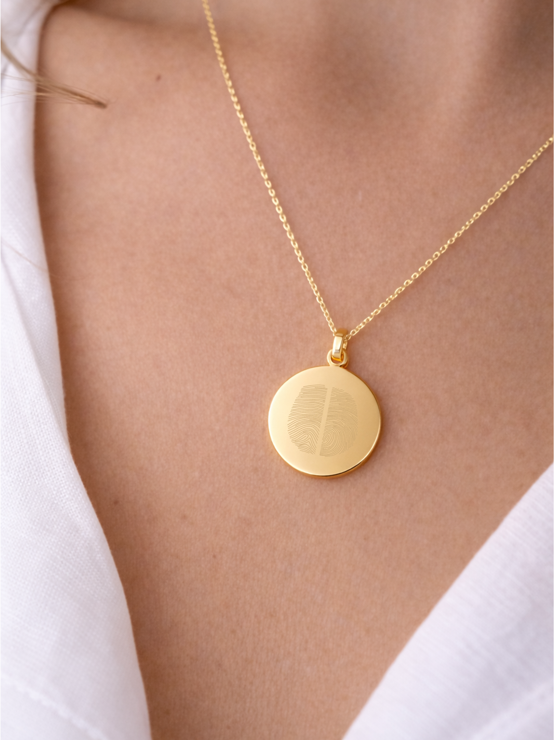 THE DOUBLE FINGERPRINT ORO 9K · LISBON CHAIN