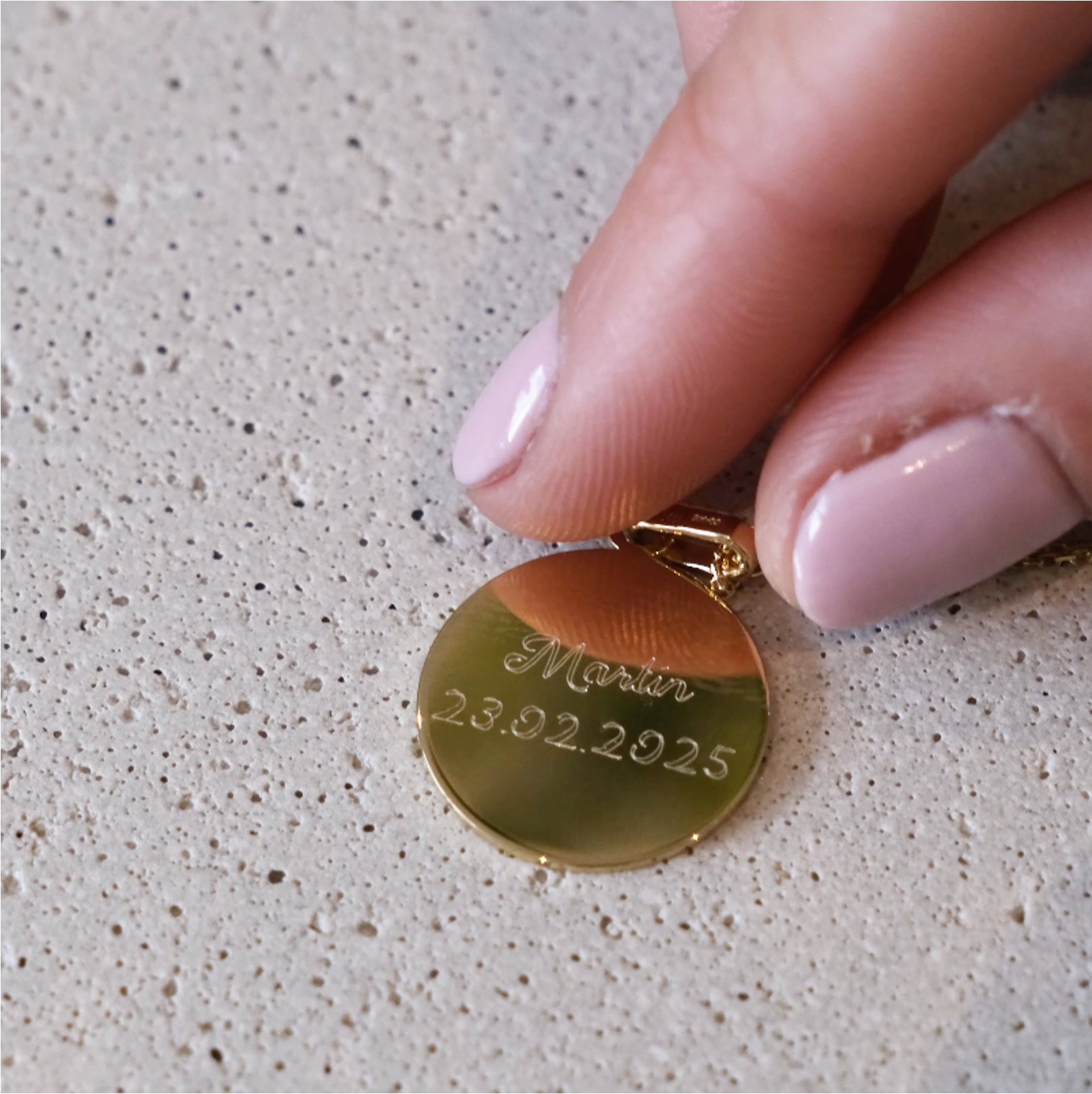 THE FOOTPRINT · PENDANT