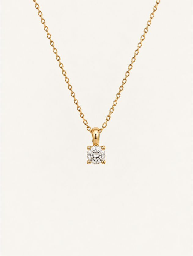 Collar solitario en oro amarillo 18K con diamante lab talla brillante 0,5 cts sobre fondo blanco – Mimmo Jewels