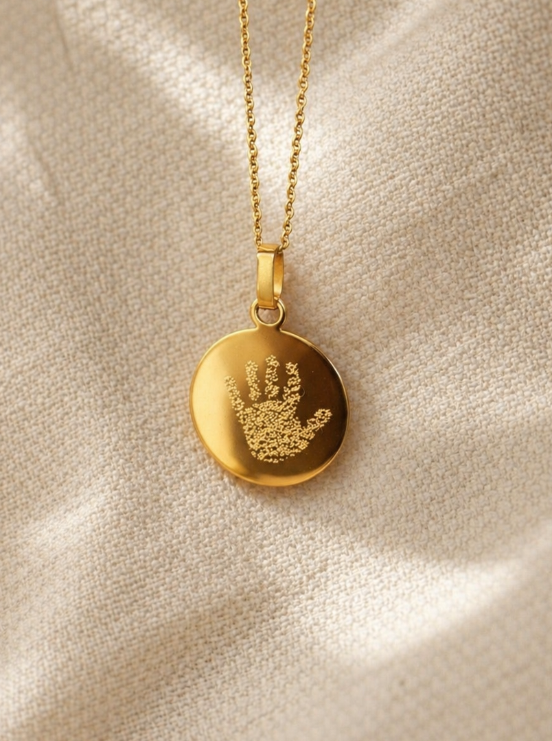 THE HANDPRINT · LISBON CHAIN