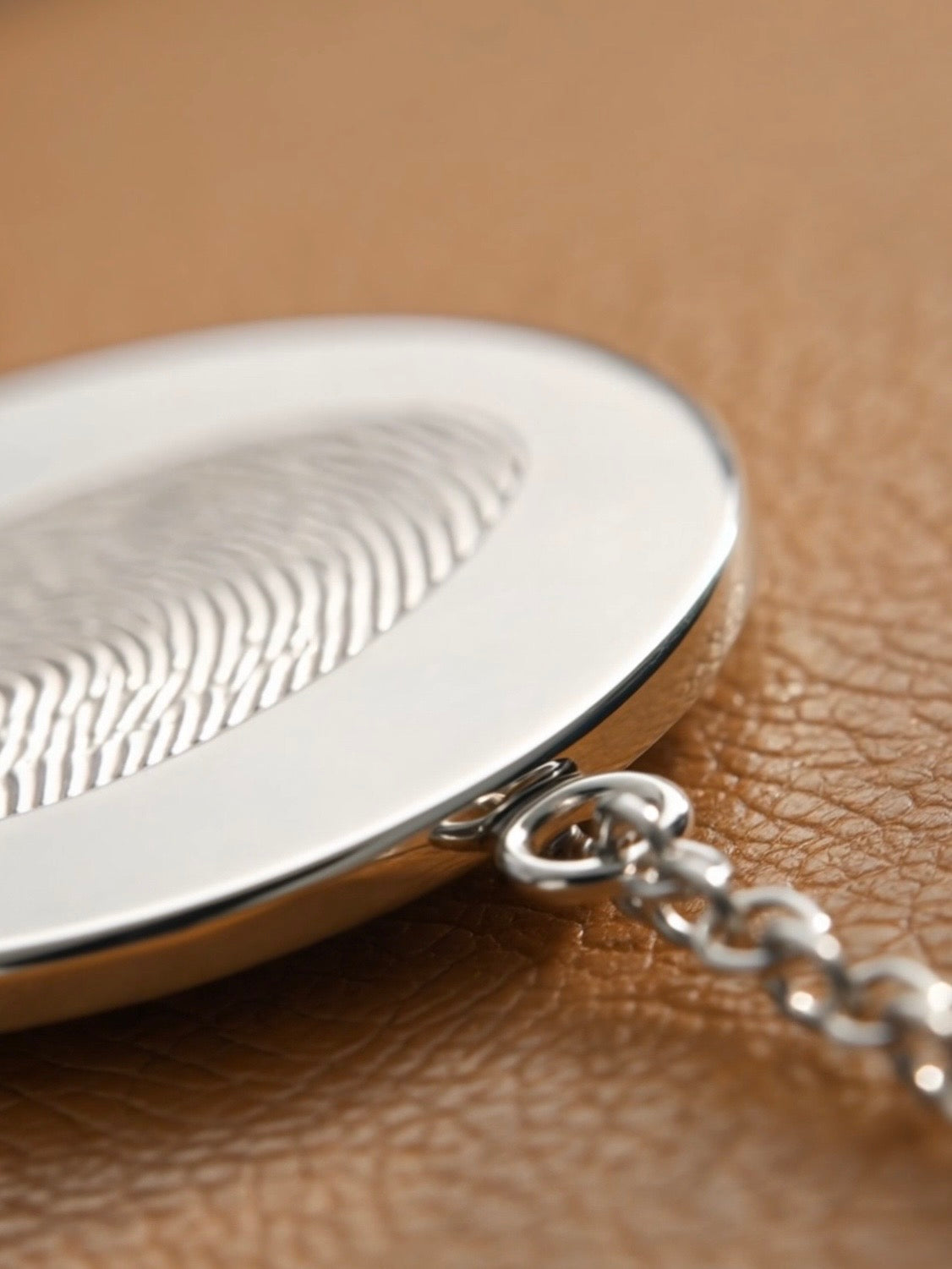 THE FINGERPRINT · PULSERA