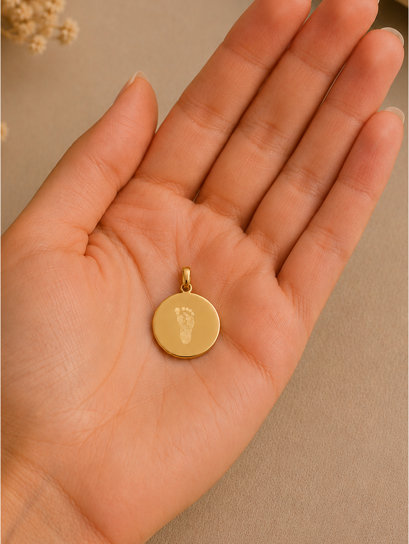 THE FOOTPRINT ORO 9K · COLGANTE